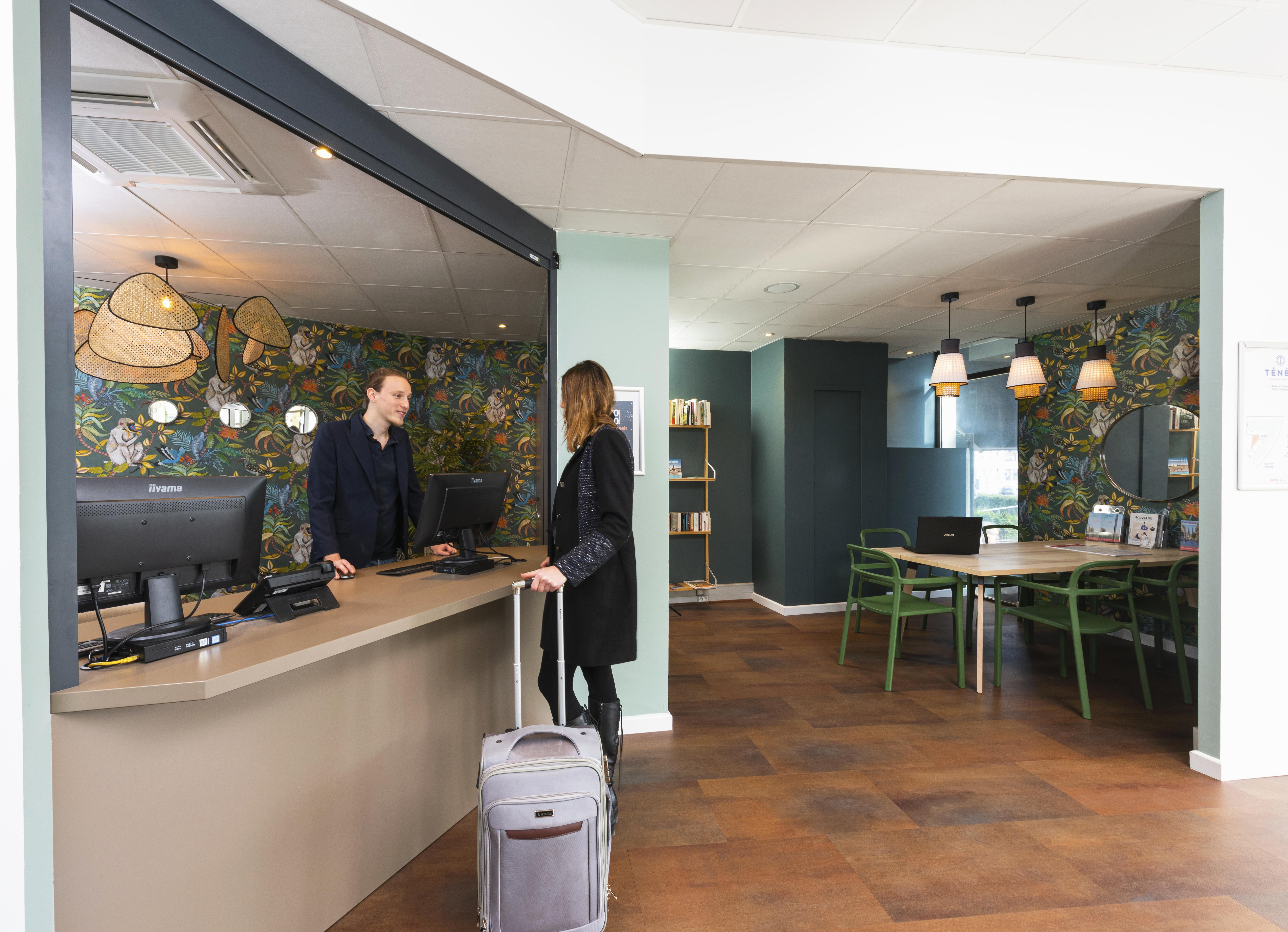 Teneo Apparthotel Talence - Arthena 외부 사진