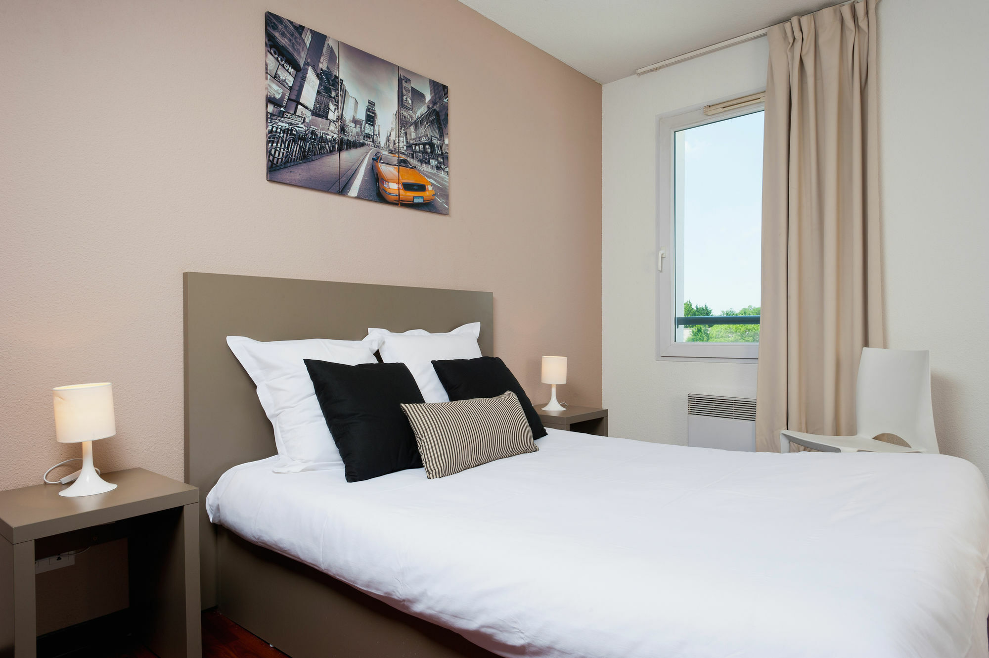 Teneo Apparthotel Talence - Arthena 외부 사진
